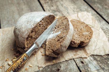 rustik taze pişmiş ekmek