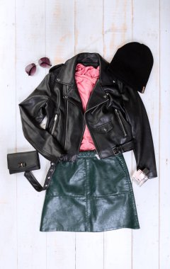 Kadının rahat kıyafetler havai görünümü