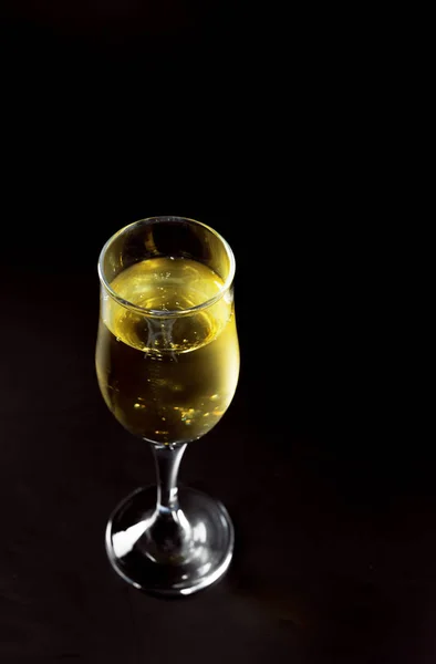 Бокал Шампанского Черном Фоне Вид Крупным Планом — стоковое фото