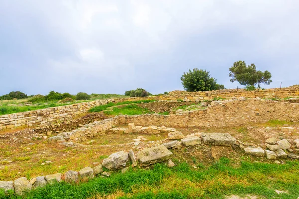 Antik kalıntıları. Kıbrıs arka plan üzerinde