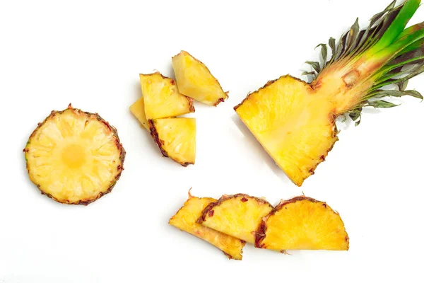 Ananas Geïsoleerd Wit — Stockfoto