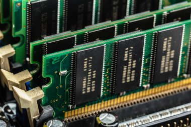 Bilgisayar çipi, teknoloji ve Elektronik Sanayi