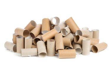 Beyaz arka plan üzerinde boş tuvalet kağıdı