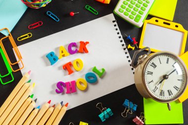 Okulun kara tahtasına