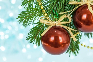 Arka planda Noel süslemesi, kapat