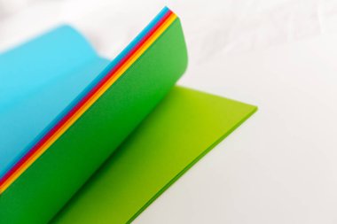 renkler kağıtları arka plan arka plan üzerinde Kapat