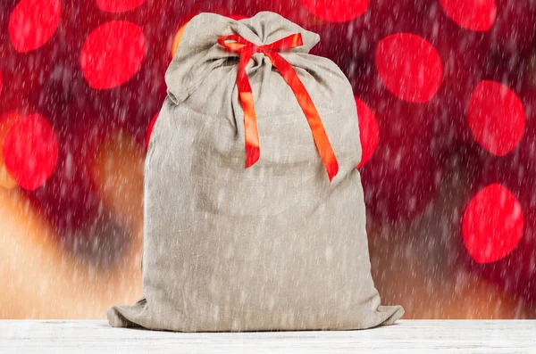 圣诞老人袋满礼物 — 图库照片