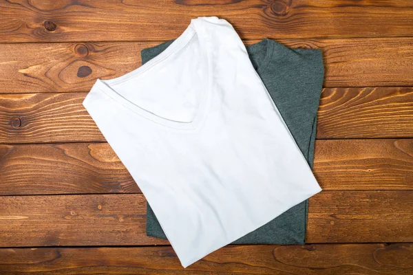 Camisas Coloridas Mesa Vista Perto — Fotografia de Stock