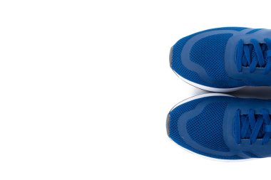 Beyaz bir arka plan üzerinde izole spor ayakkabı.