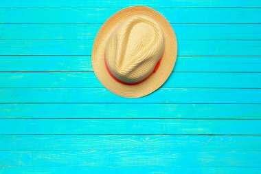 üstten görünüm plaj şapka