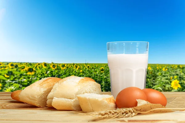 Brood Melk Tafel Vergrote Weergave — Stockfoto