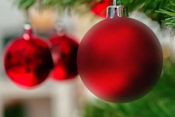 Kerstboom Met Decoratie Close — Stockfoto