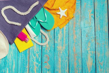 Plaj eşyalarıyla yaz tatili geçmişi