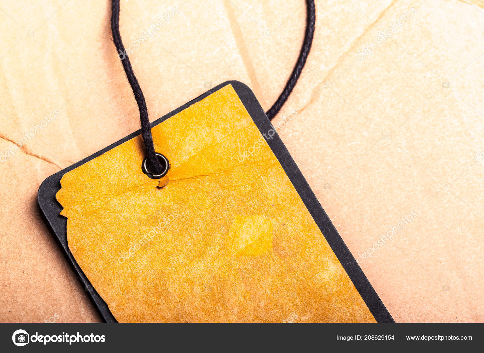 Price Tag Label Wooden Background Stock Photo by ©Fotofabrika 208629154