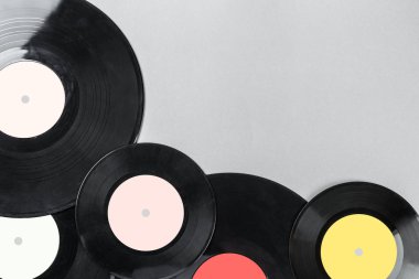 gri arka plan üzerinde Vintage Vinil