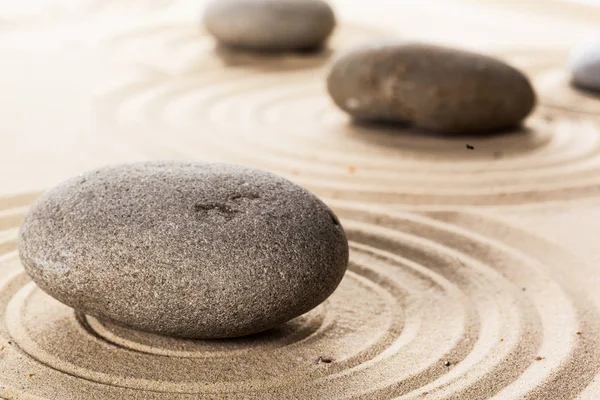禅瞑想石砂の背景に — ストック写真