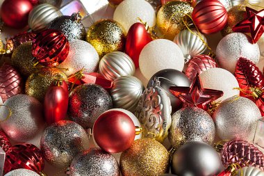 Noel tatil süslemeleri yakından görmek