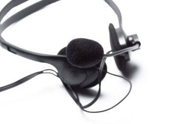 beyaz izole mikrofon kulaklık