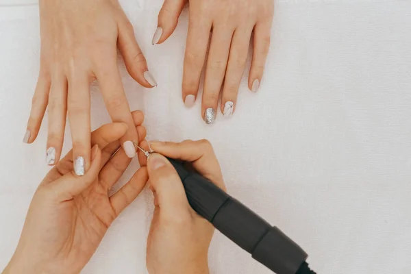 Manicure Met Een Cutter Frezen Voor Manicure — Stockfoto