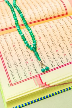 İslami kitap kerim closeup