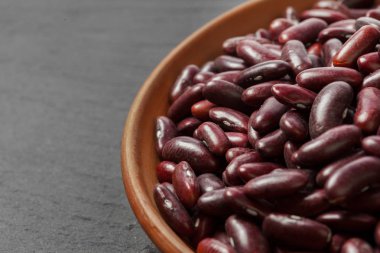 Çiğ kırmızı fasulye görünümü Kapat
