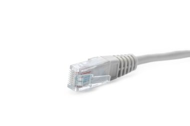 Ağ kablosunun üzerinde beyaz izole kapatmak 