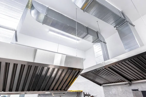 プロの厨房機器のフロント ビュー — ストック写真