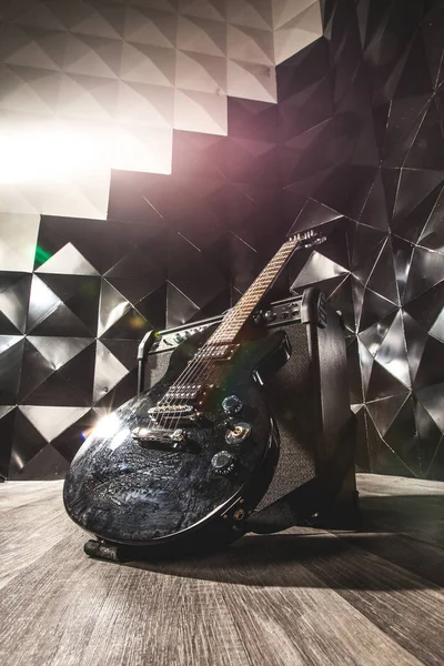 Електрична Гітара Класичний Підсилювач Темному Фоні — стокове фото