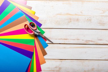 renkli kağıt Grubu'nun yükseltilmiş görünümü 