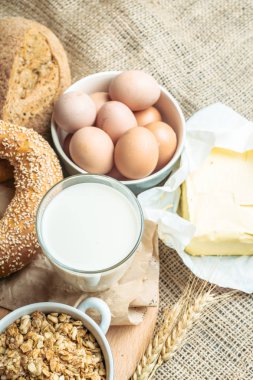 süt ve ekmek ürünleri