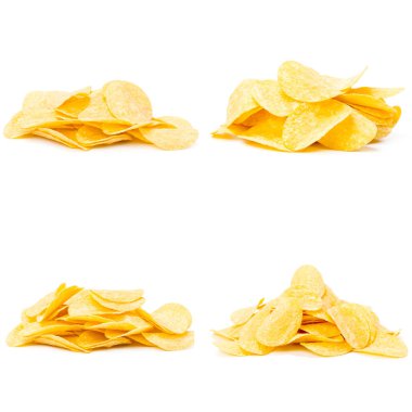 Beyaz arkaplanda izole edilmiş sarı patates cipsi 