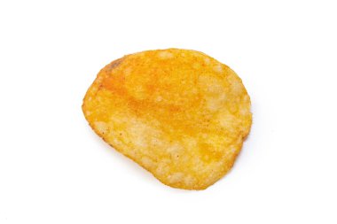 Patates cipsi beyaz arkaplanda izole