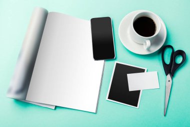 Dergi sayfaları kavramı, yakından görmek