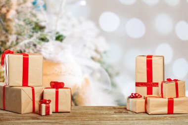 hediye kutuları arka plan bulanık Tarih yığını