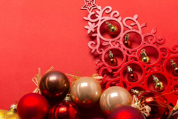 Kerst Nieuwjaar Samenstelling Met Decoraties Voor Feestdagen — Stockfoto