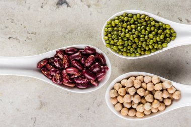 ahşap masa, yakından görmek fasulyeli karışımı 