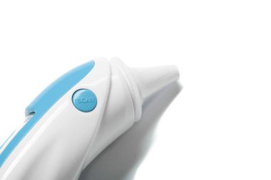 Beyaz izole modern elektronik termometre 