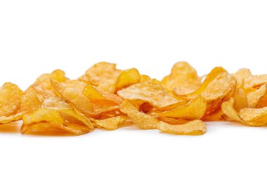 Patates cipsi beyaz arkaplanda izole