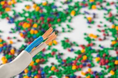 Renkli plastik polimer granül kablosu için