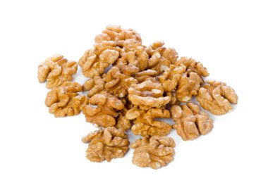 kabuklu ceviz beyaz izole 