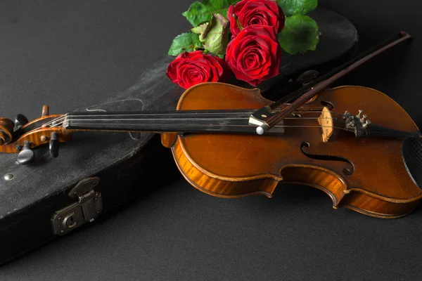 Vecchio Violino Sfondo Nero — Foto Stock