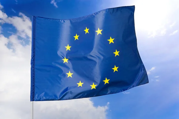 Σημαία Της Ευρωπαϊκής Ένωσης Ευρώ Σημαία Σημαία Της Κυματίζει — Φωτογραφία Αρχείου