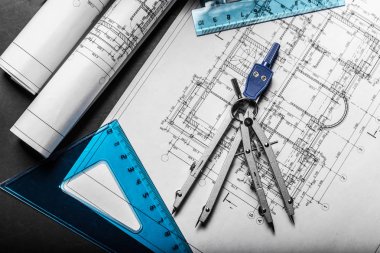 Çizimler siyah arka plan üzerinde planlama İnşaat