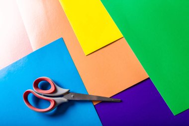 renkli kağıt Grubu'nun yükseltilmiş görünümü 