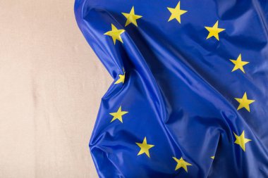 Avrupa Birliği'nin dalgalı bayrağı görünümü kapatın