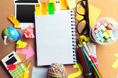 İleti örneği nesneleri dolu bir sanatçı ve Danışma