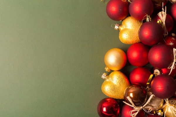 Kerstmis Nieuwjaar Samenstelling Met Decoraties Voor Feestdagen — Stockfoto