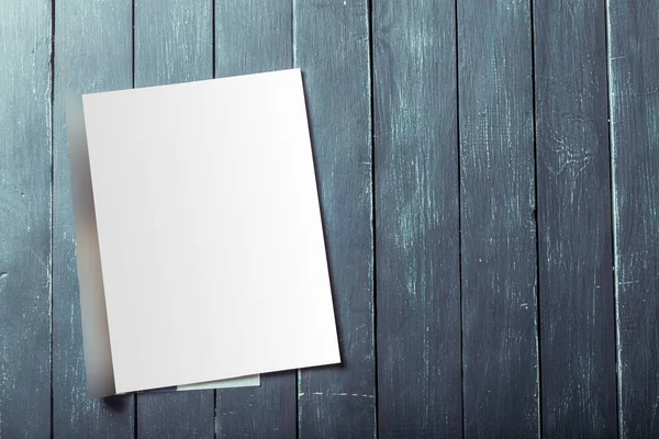 Ahşap arka plan boş Dergi sayfalarında