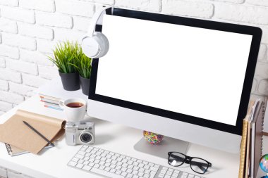 çalışma tablosu ile bilgisayar, iş kavramı  