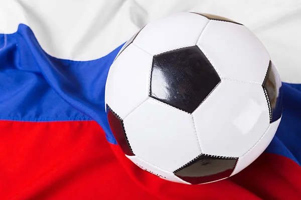 Nahaufnahme Der Flagge Russlands Mit Fußballball — Stockfoto